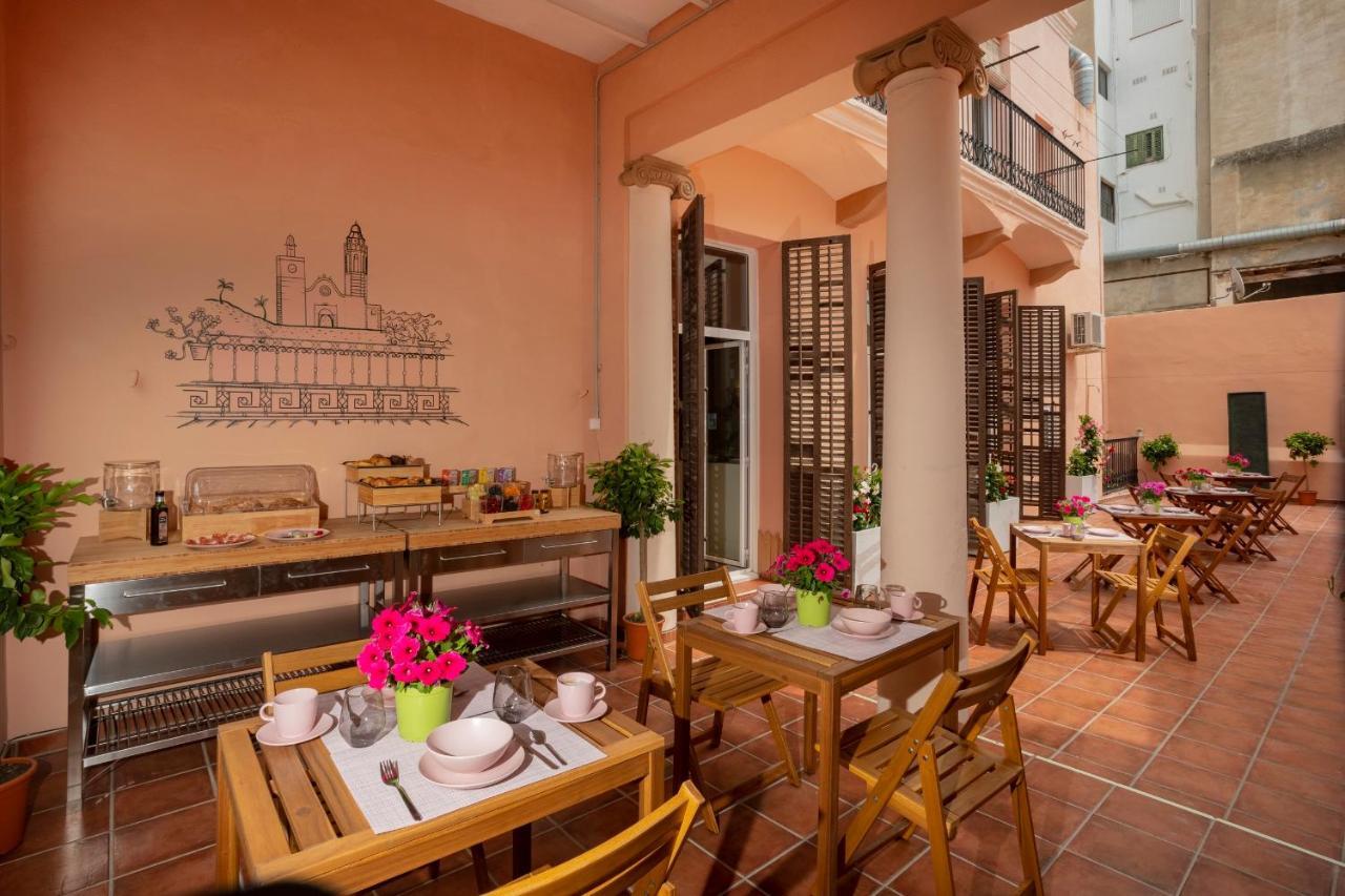 Antonios Hostal Sitges Exterior foto